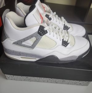 Jordan 4 Cement